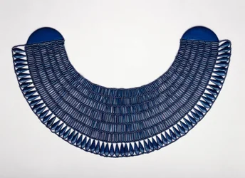Wesekh-Halsband, möglicherweise aus Theben, ca. 1336-1295 (Fayence)